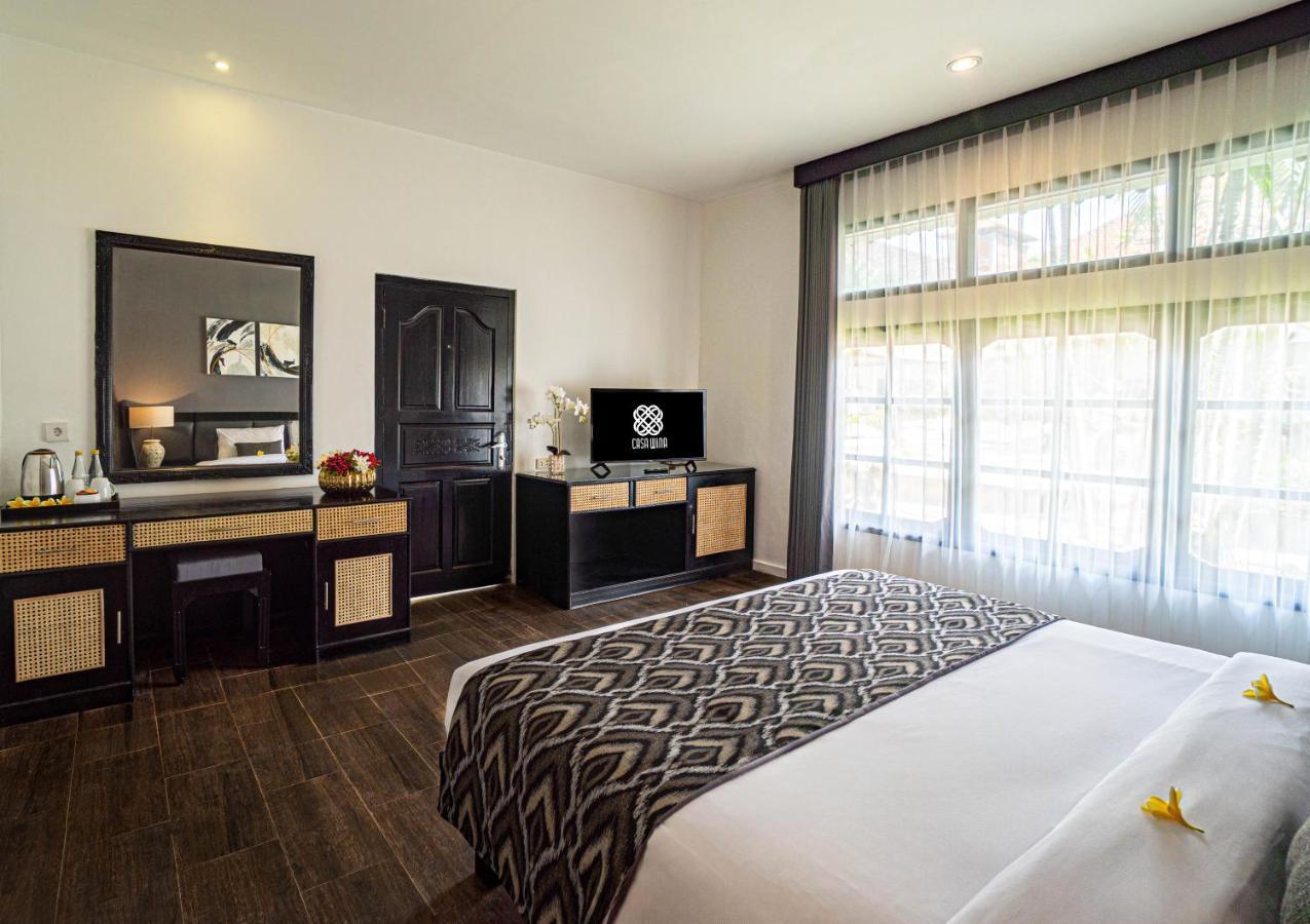 Casa Wina Kuta Hotel Кута Екстериор снимка