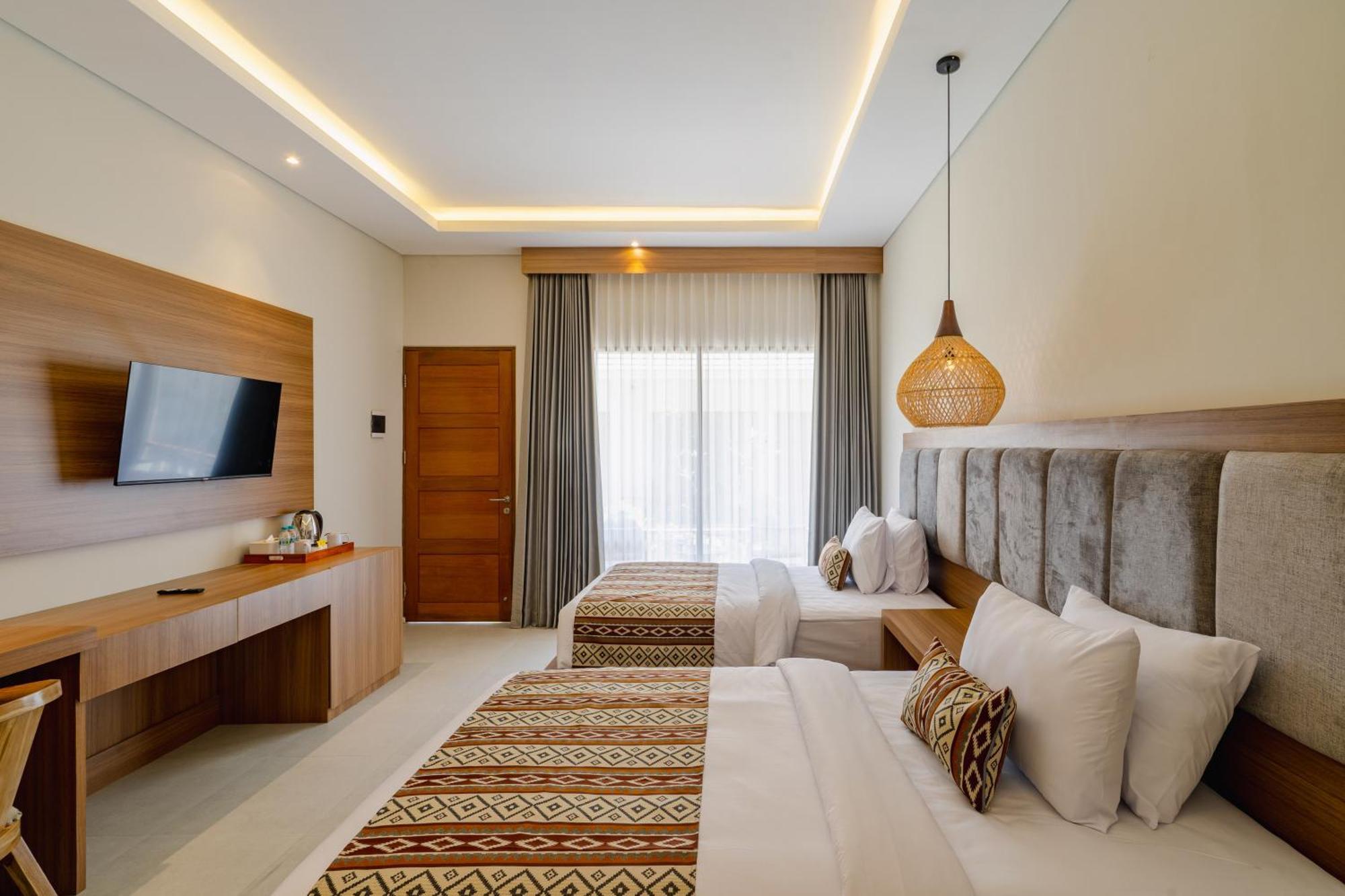 Casa Wina Kuta Hotel Кута Екстериор снимка